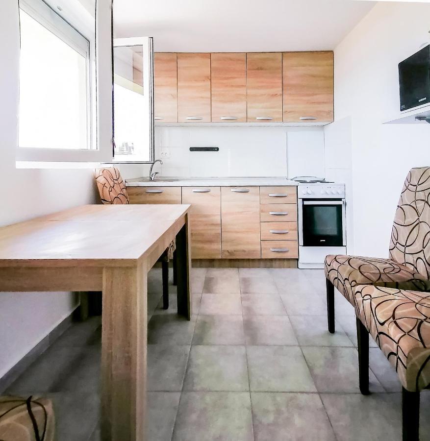 Apartments Siesta Тиват Екстериор снимка