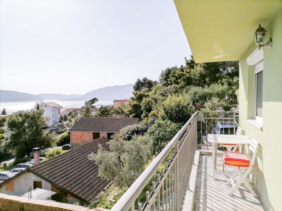 Apartments Siesta Тиват Екстериор снимка