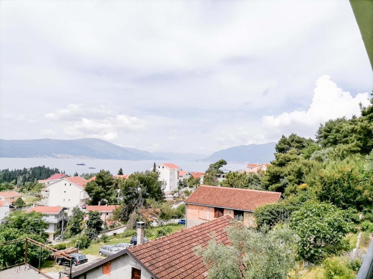 Apartments Siesta Тиват Екстериор снимка