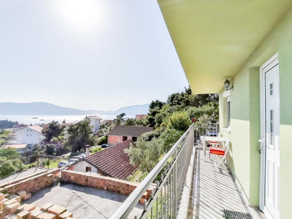 Apartments Siesta Тиват Екстериор снимка