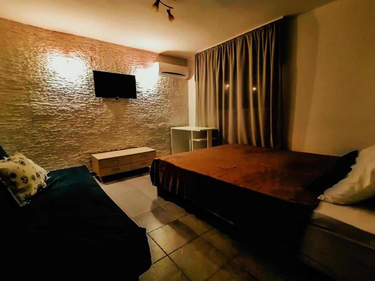 Apartments Siesta Тиват Екстериор снимка